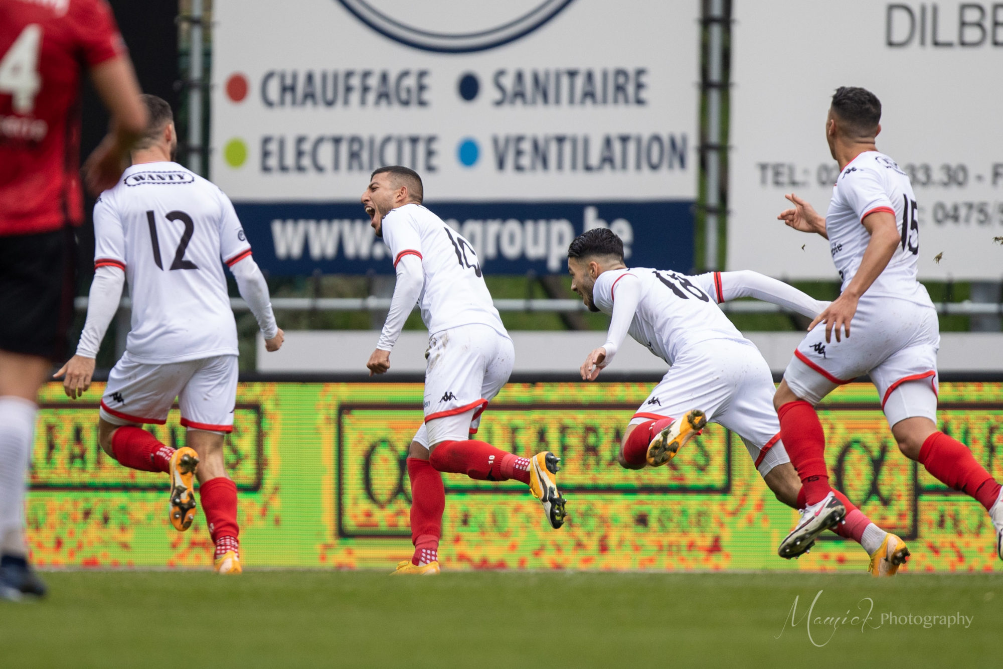 Le Choix Des Armes Face Au Lierse Kempenzonen - RFC Seraing